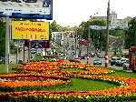 
13 July 2009. The Street Vaneeva on lowering to pl.Soviet. The Administrations of the region - for good mood thank you!