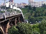 16 Июля 2009. Вот так смешно, оказывается, изгибается Канавинский мост от Заречной (нижней) части города к Нагорной (верхней)